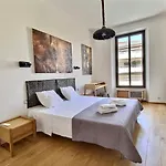 아파트 Louis By Terry's Homes 칸느